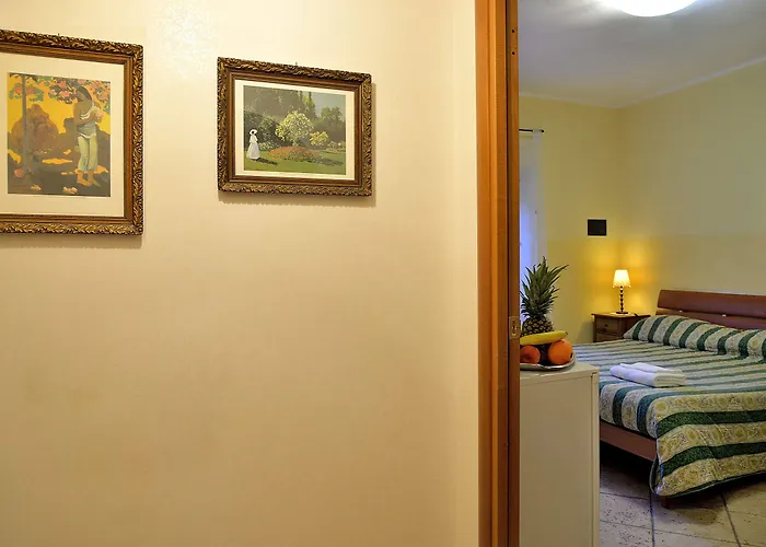 Le 4 Meraviglie Hotel Roma